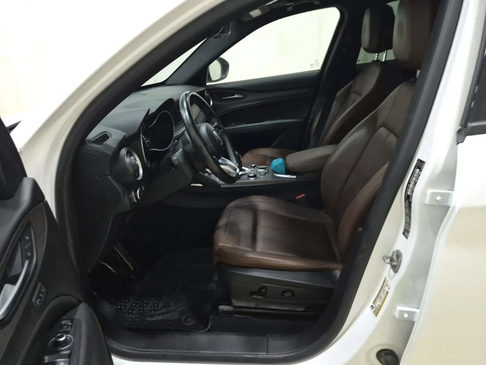 Front Interior Photo