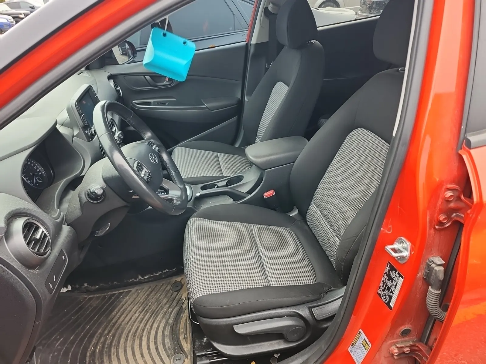 Front Interior Photo
