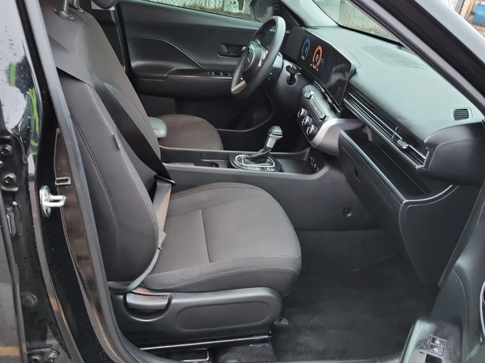 Right Side Interior Photo