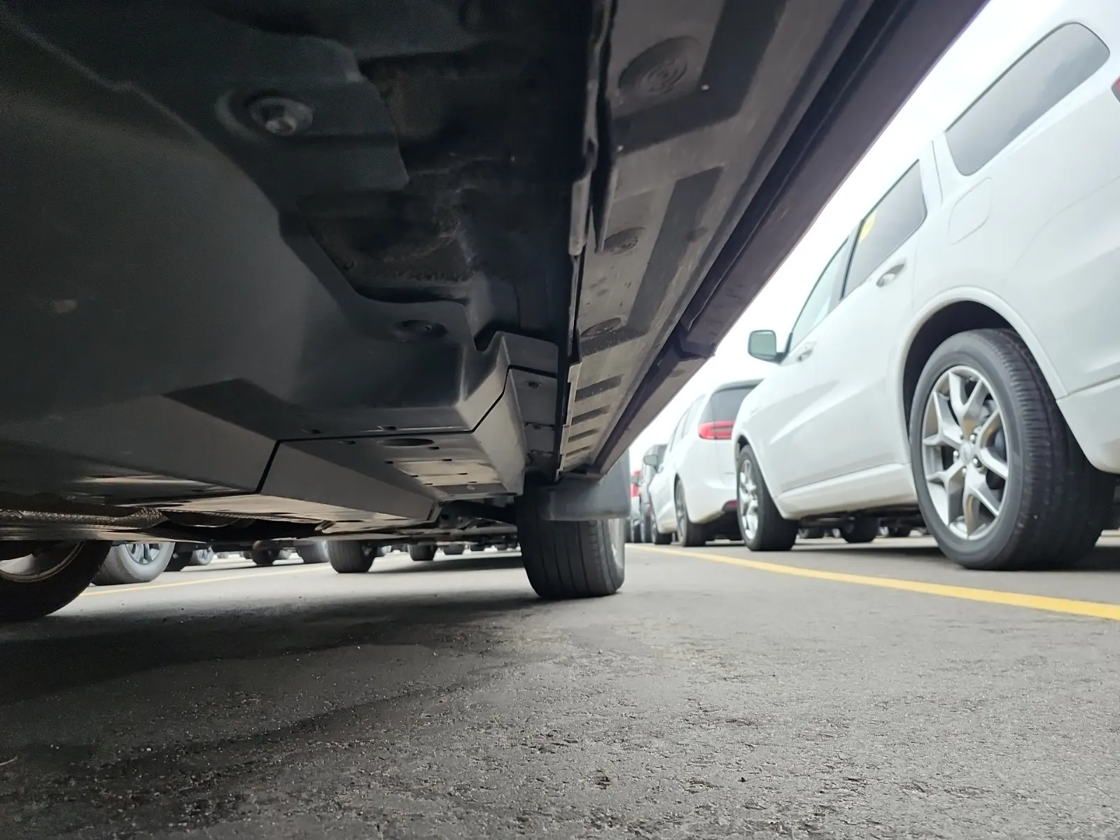Undercarriage - Passenger Photo