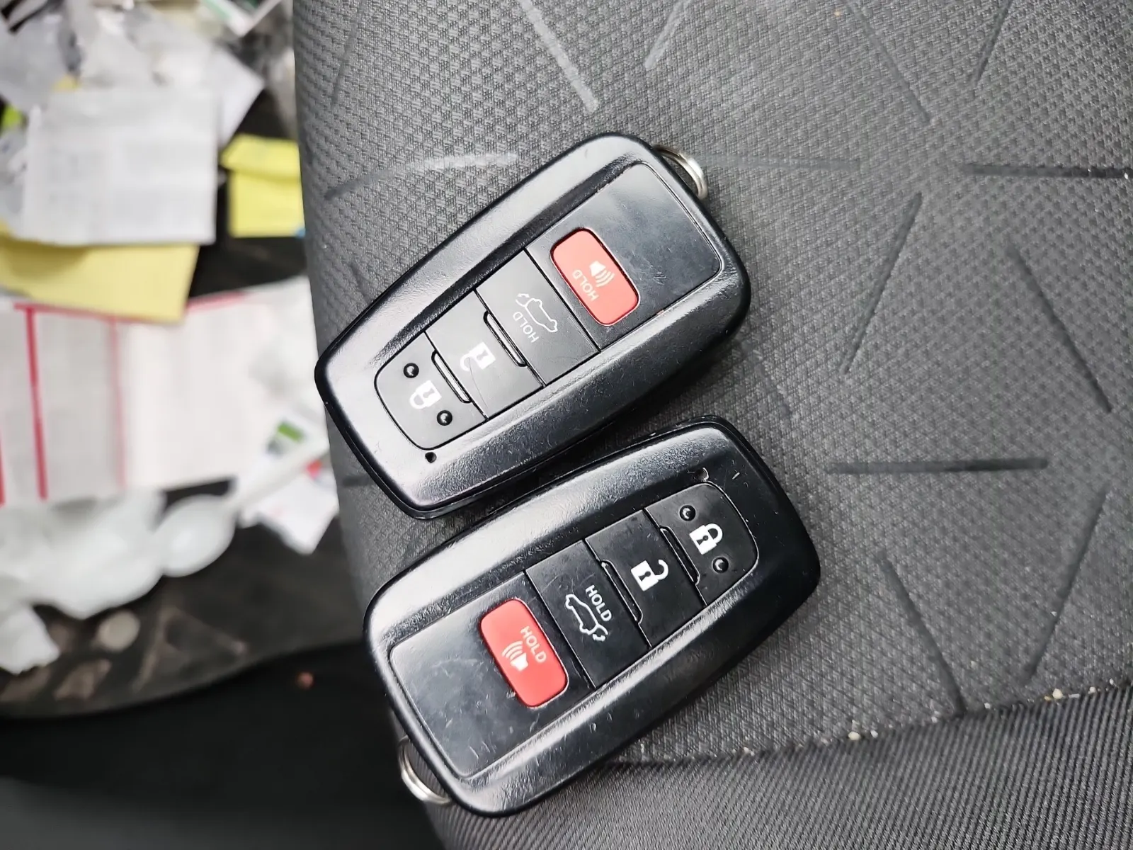 Keys/Fobs/Manual Photo