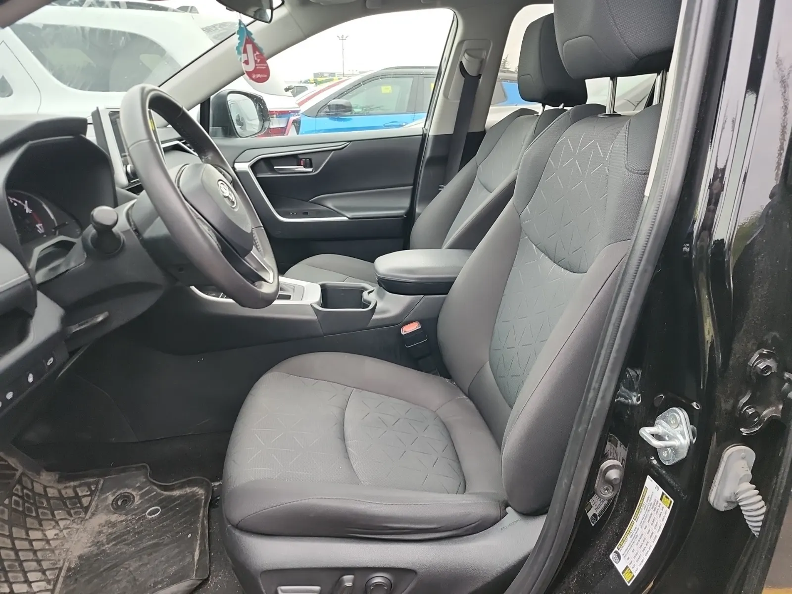 Front Interior Photo