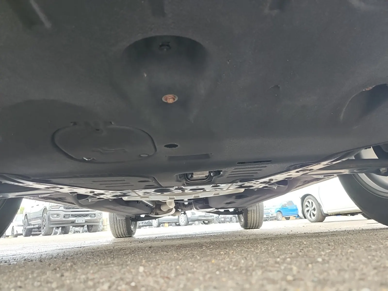 Undercarriage - Front Photo