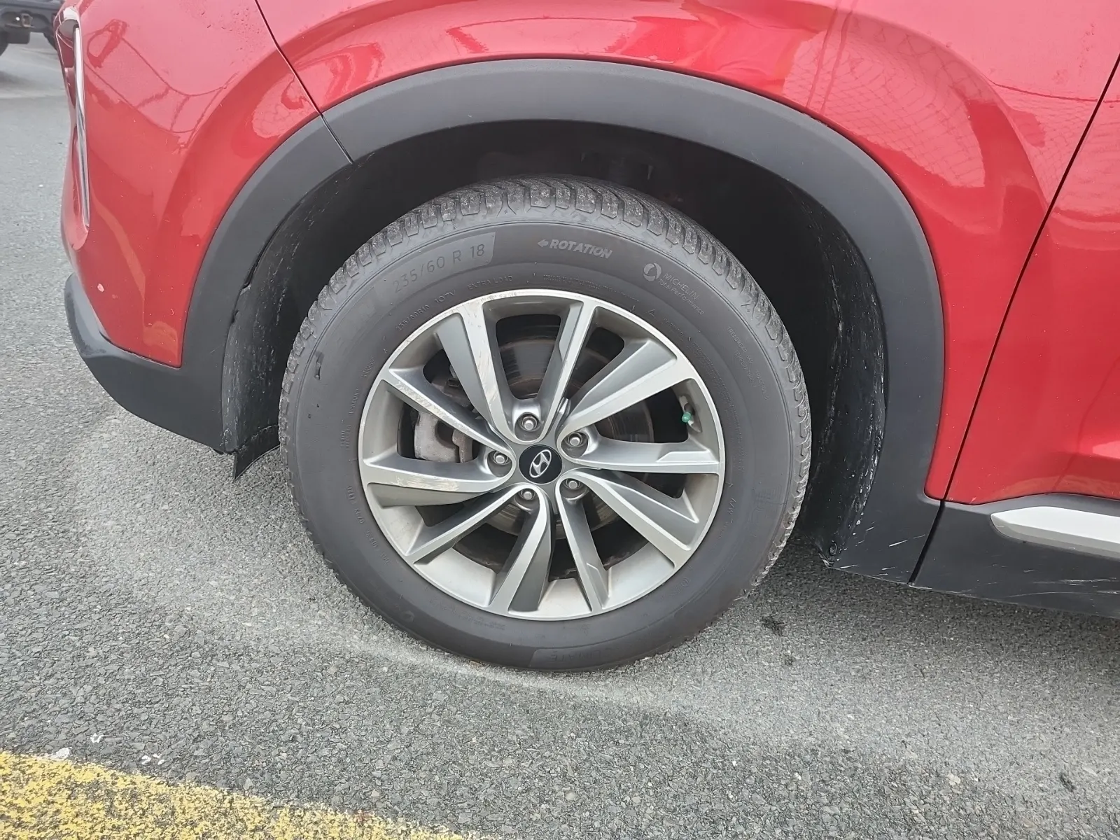 Front driver wheel/tire photo
