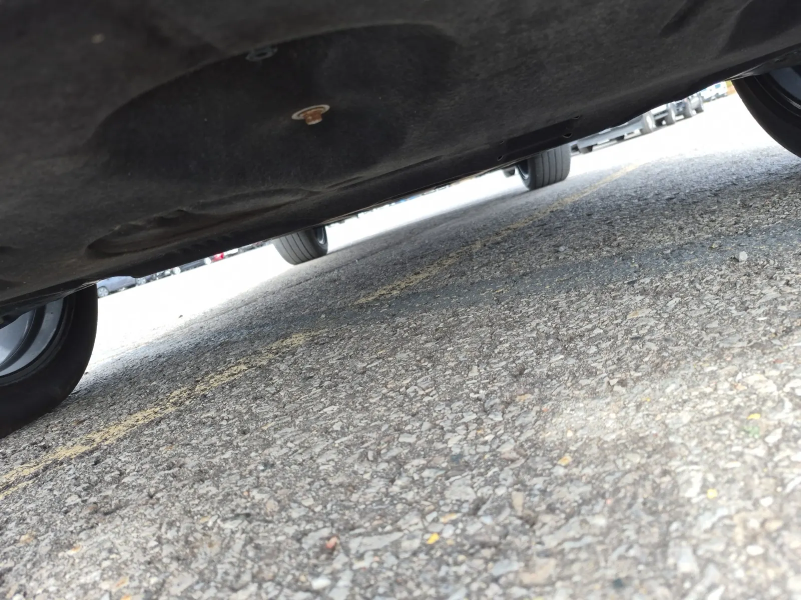 Undercarriage - Front Photo