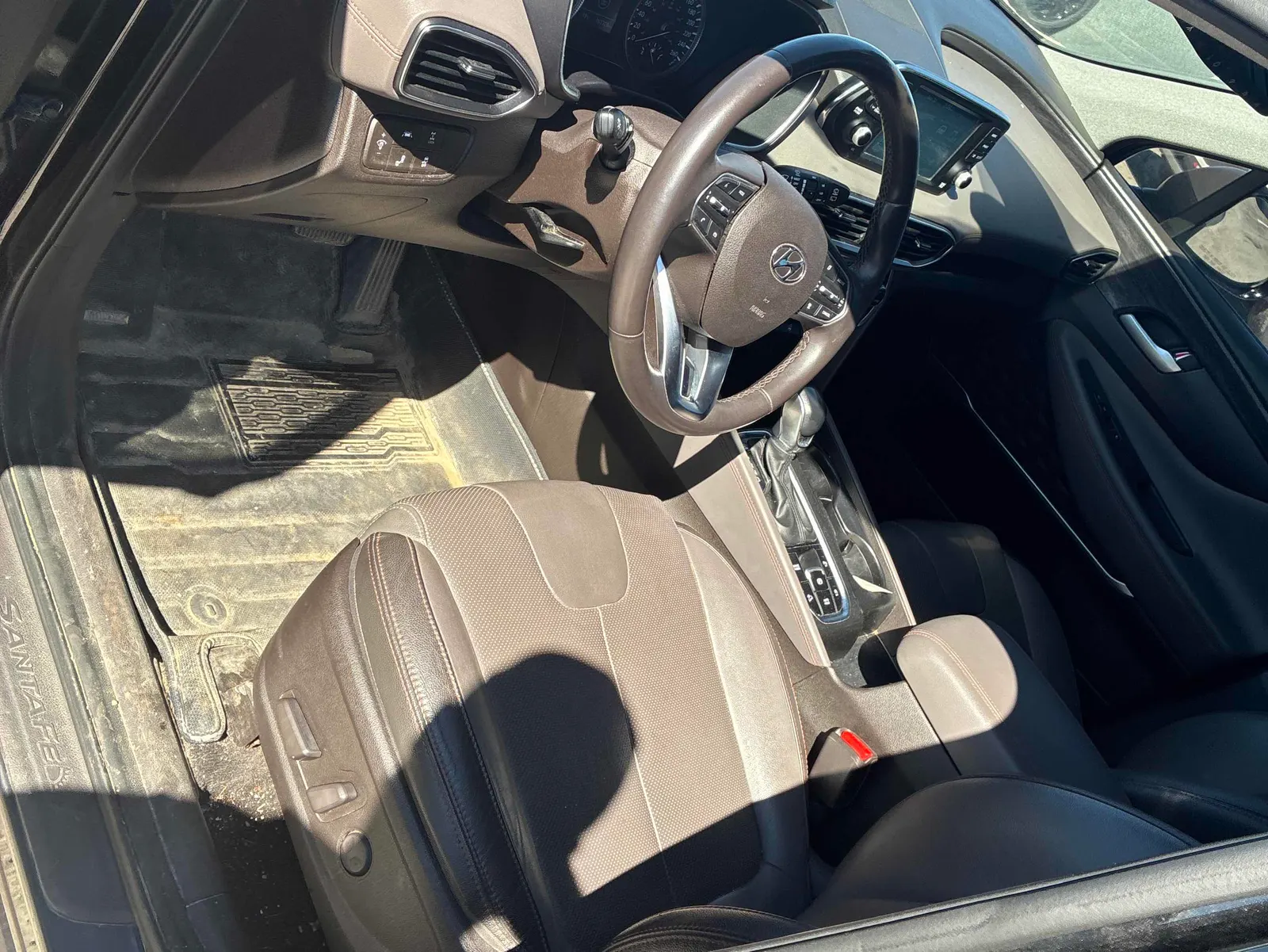 Interior driver side