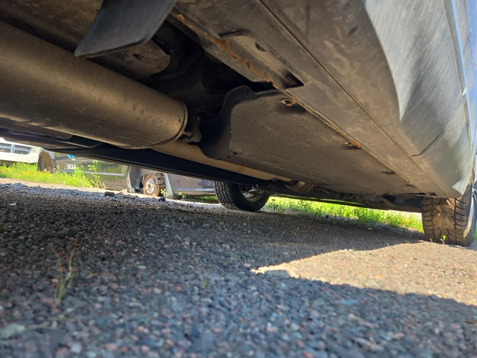 Undercarriage - Passenger Photo