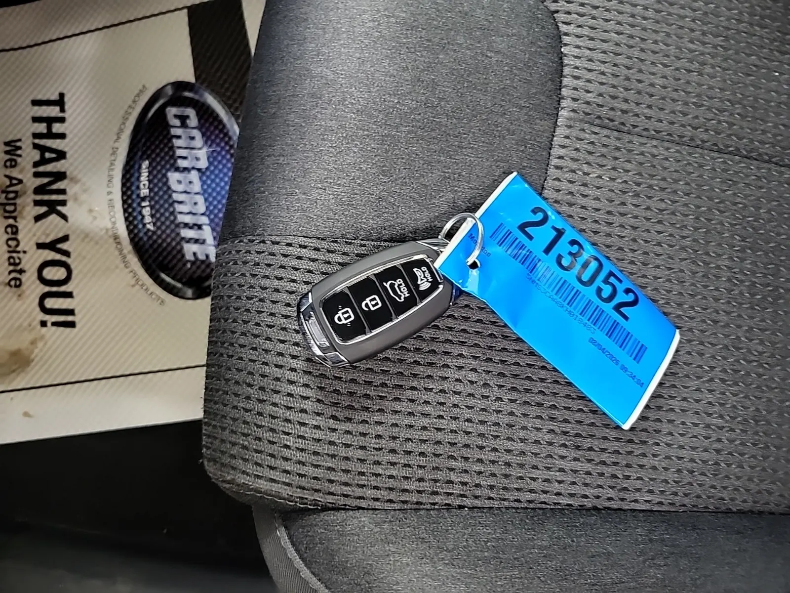 Keys/Fobs/Manual Photo