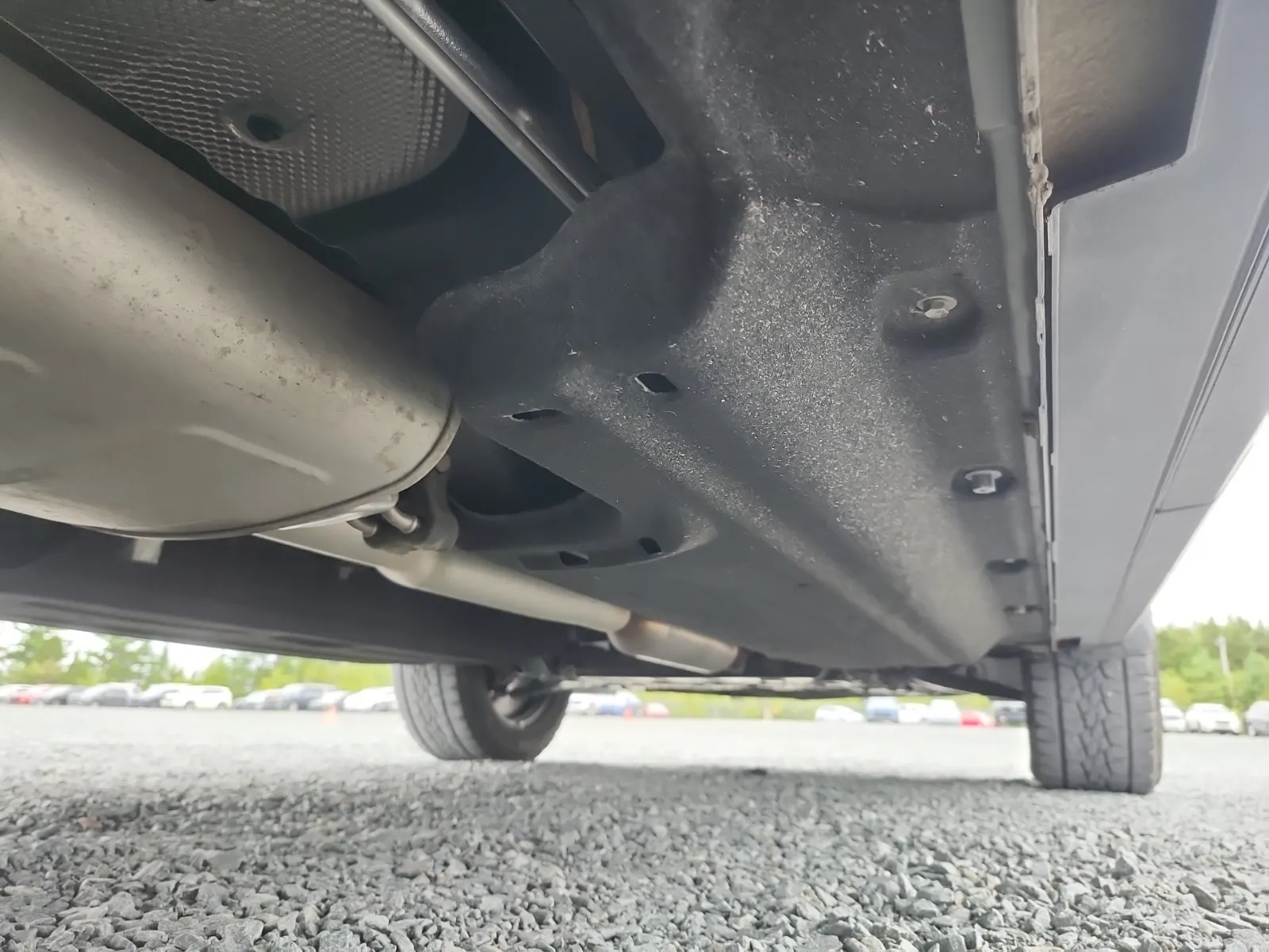 Undercarriage - Passenger Photo