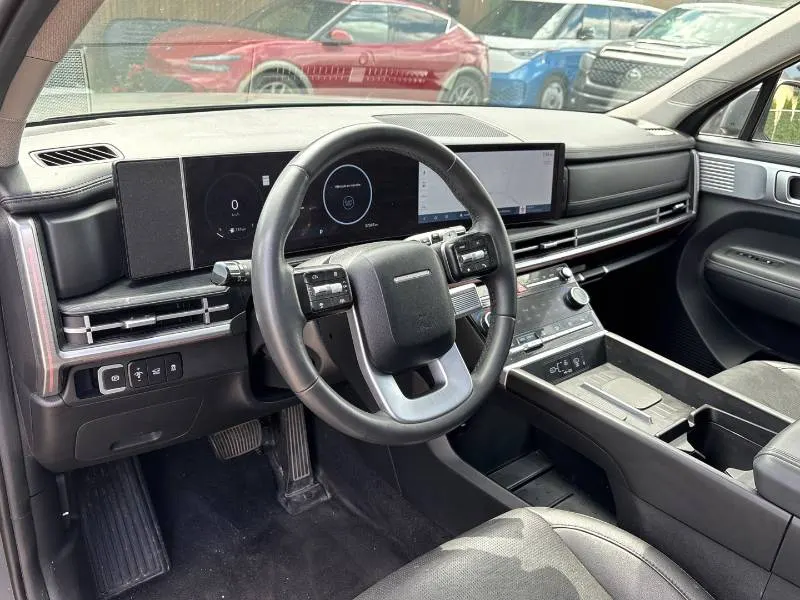 Interior driver side