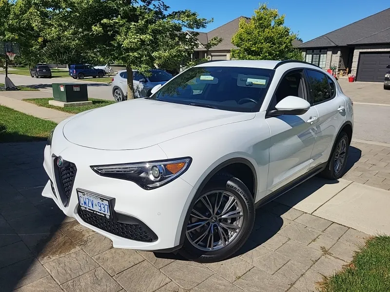 2022 Alfa Romeo Stelvio