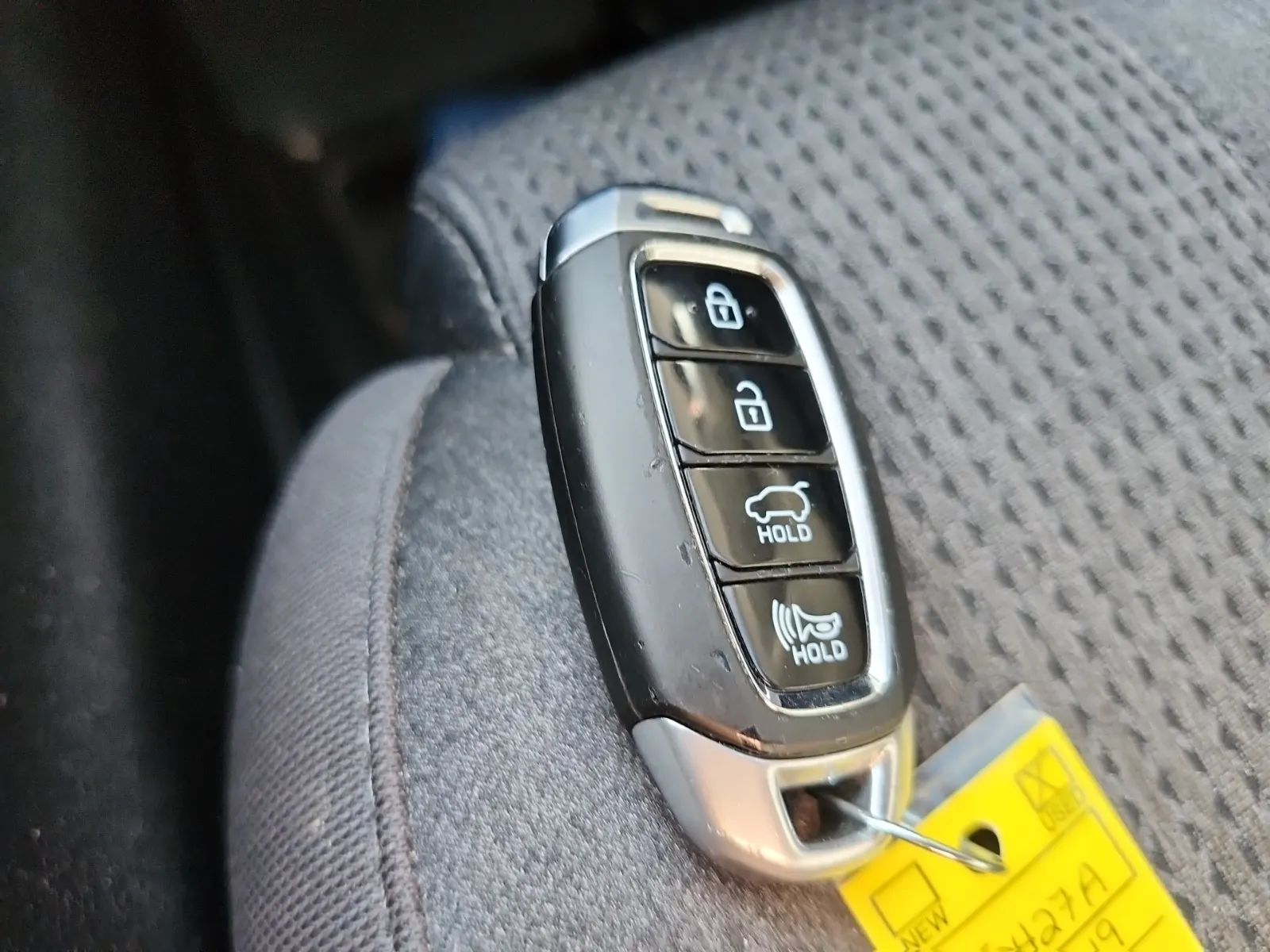 Keys/Fobs/Manual Photo