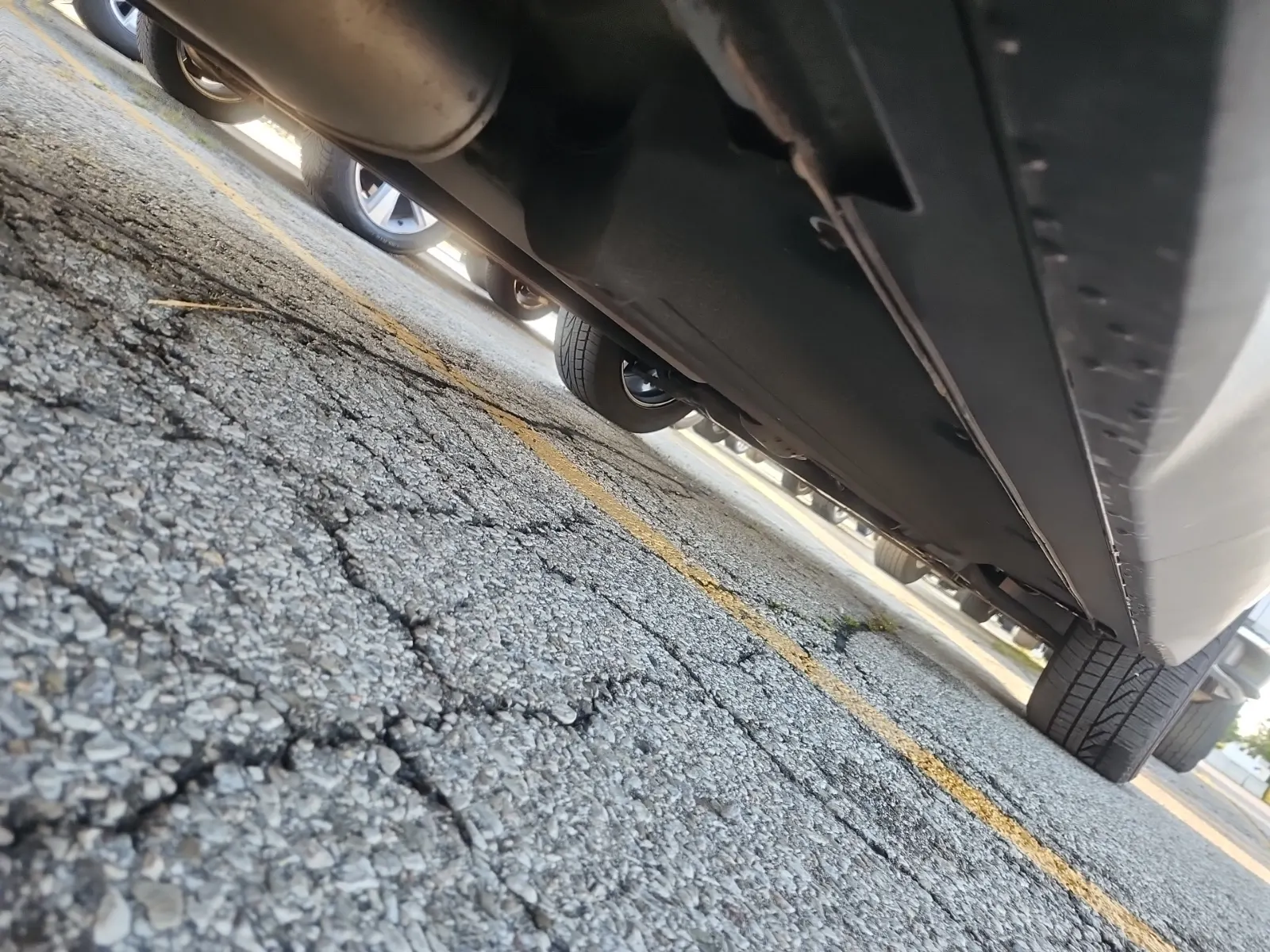 Undercarriage - Passenger Photo