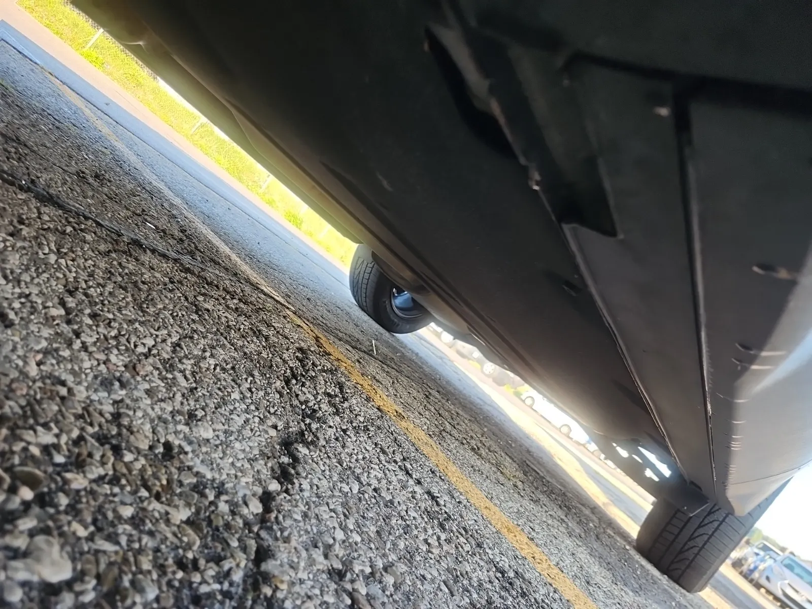 Undercarriage - Driver Photo