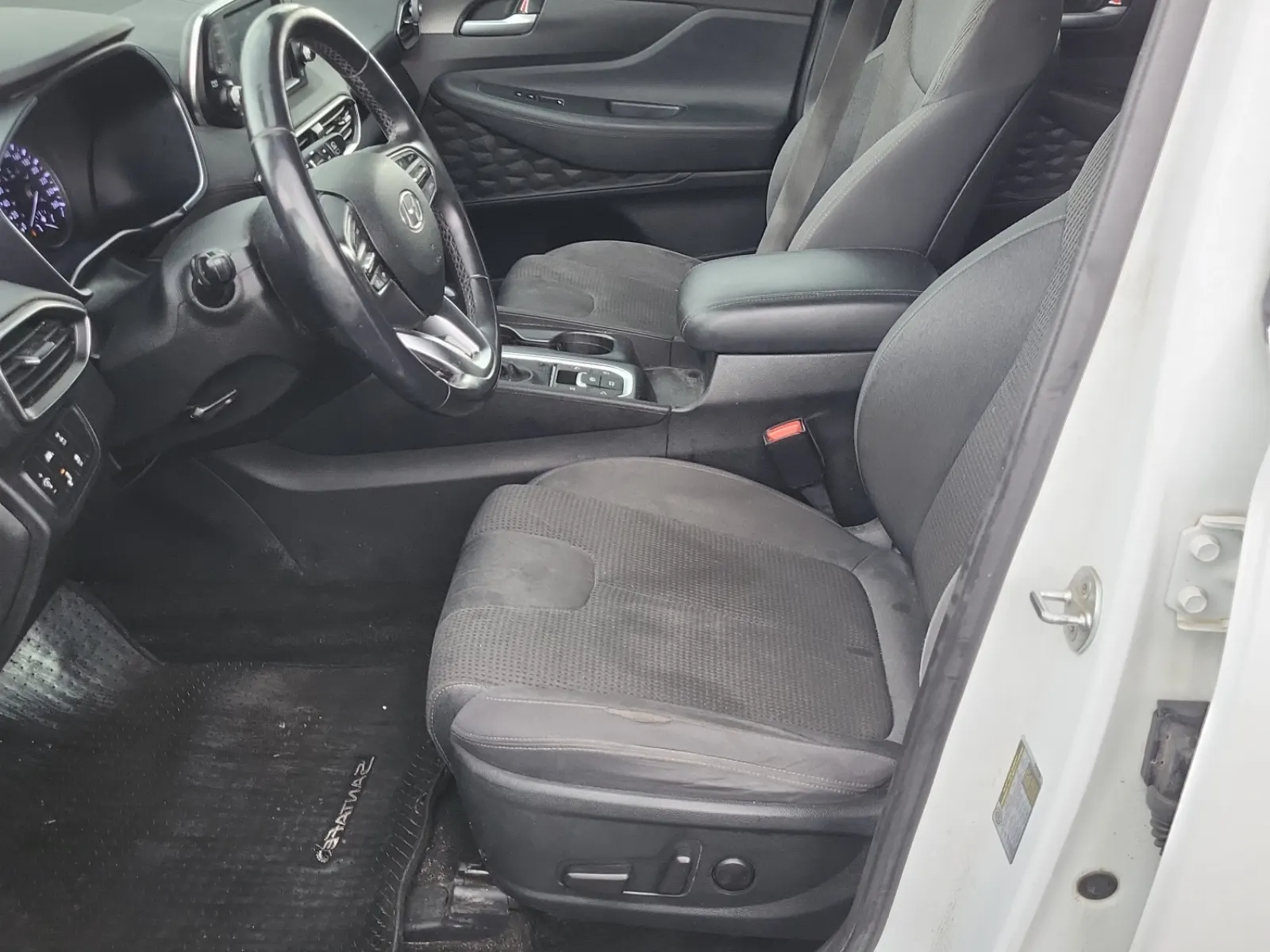 Front Interior Photo