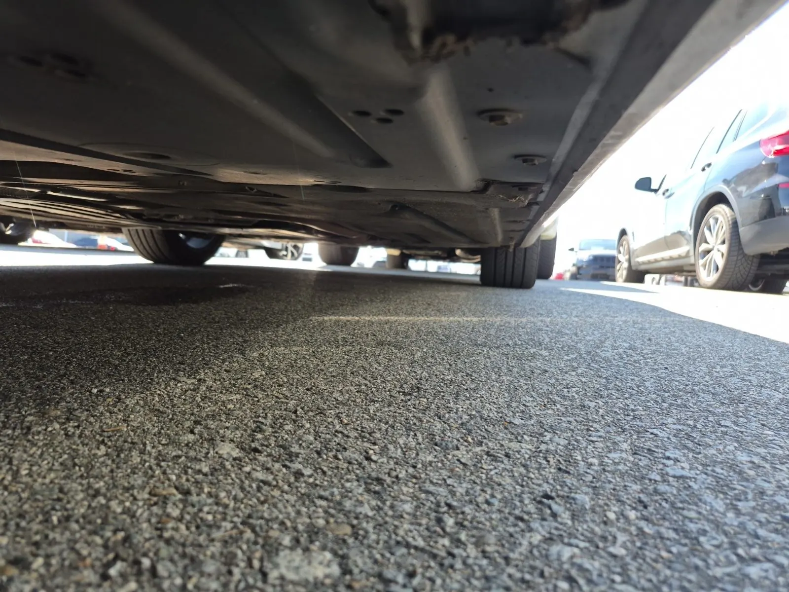 Undercarriage - Passenger Photo