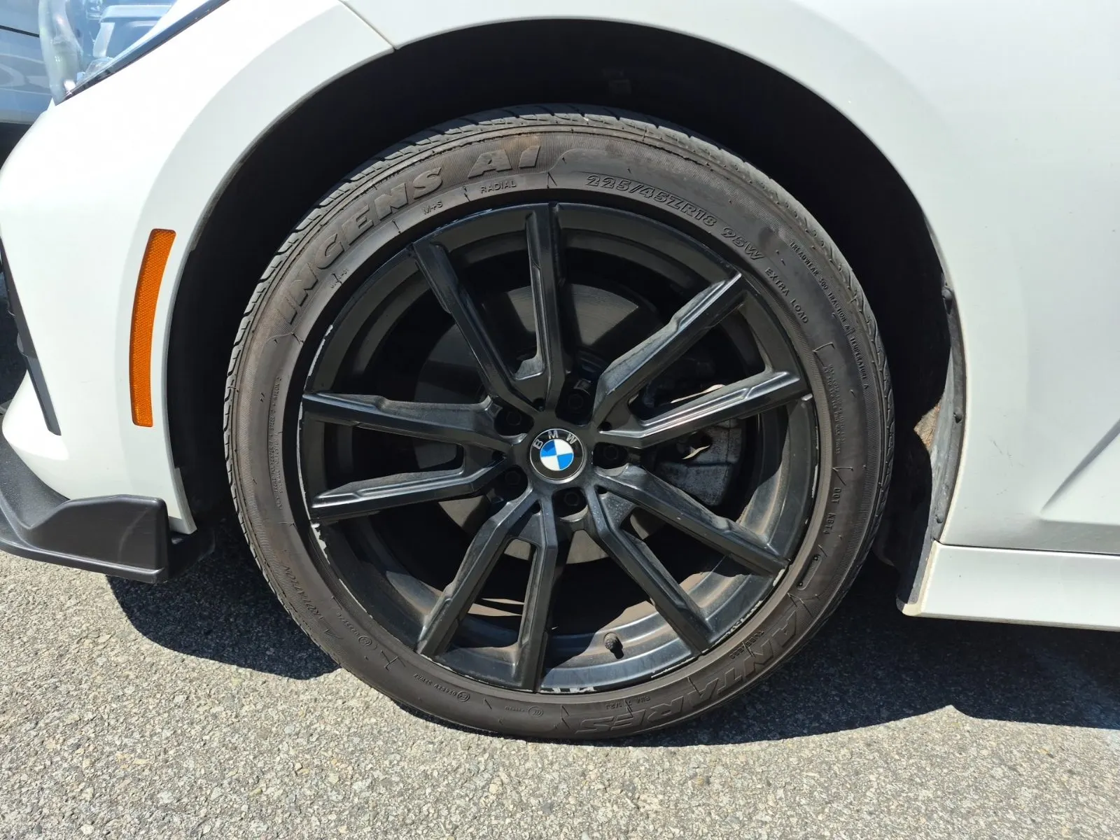 Front driver wheel/tire photo