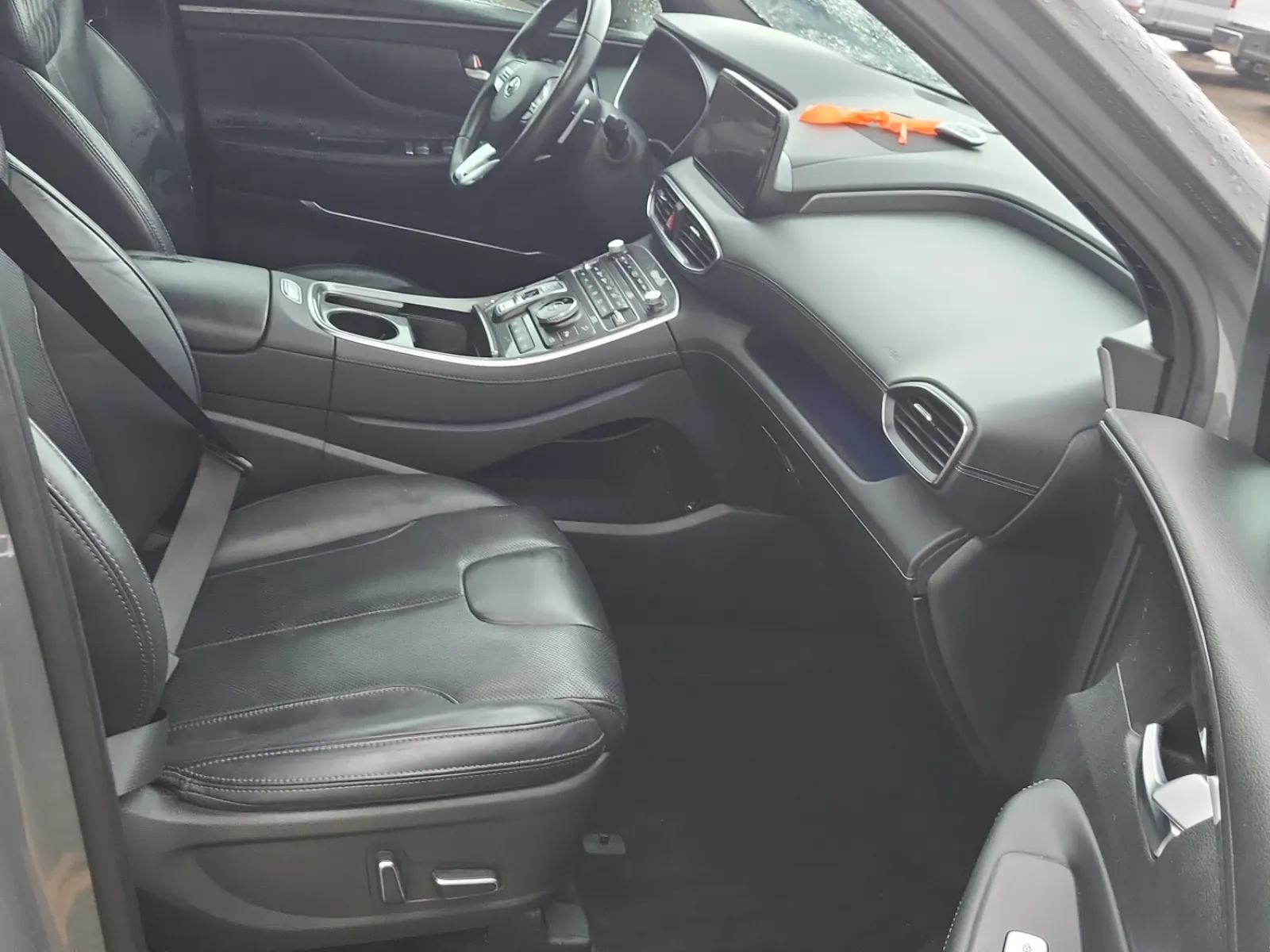 Right Side Interior Photo