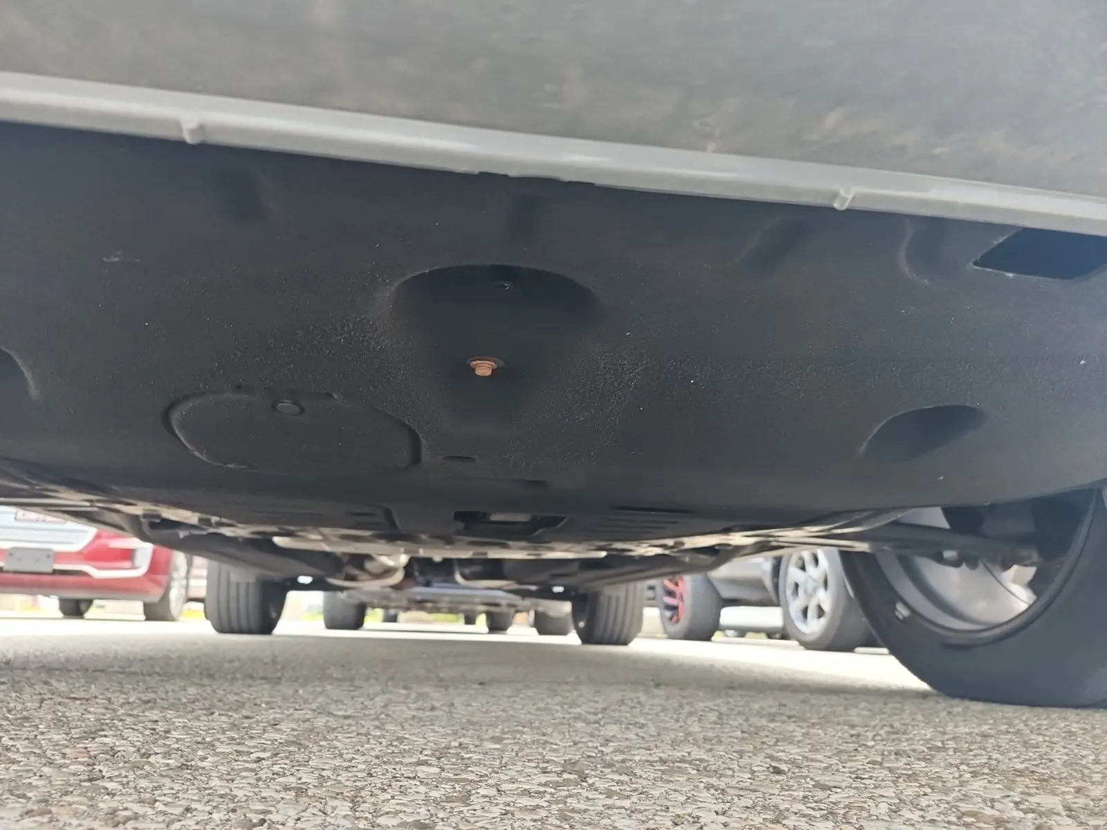 Undercarriage - Front Photo
