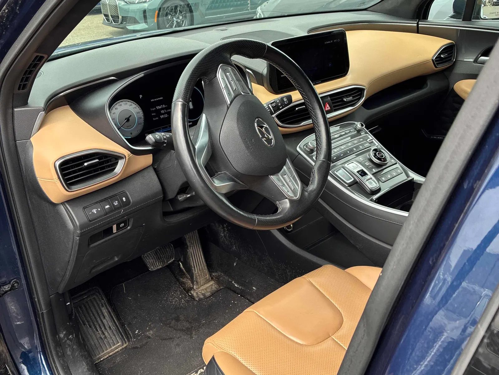 Interior driver side