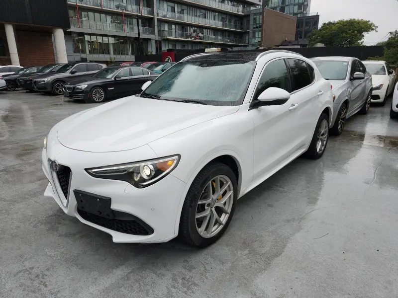 2021 Alfa Romeo Stelvio