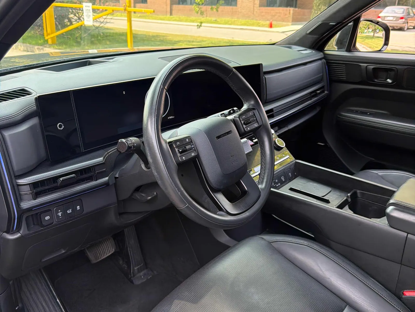 Interior driver side