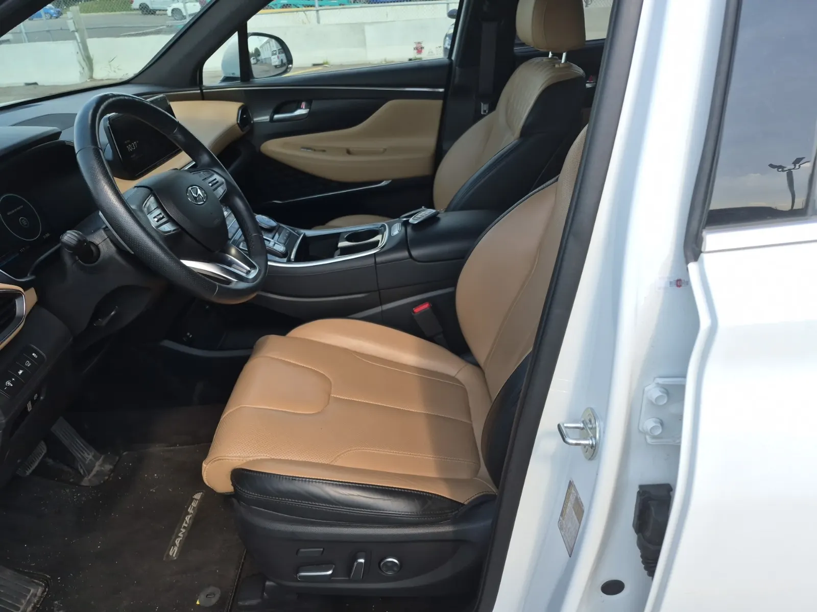 Interior driver side