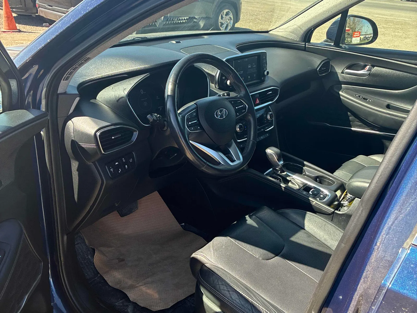Interior driver side
