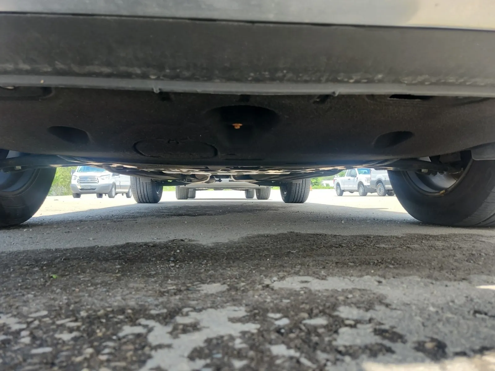 Undercarriage - Front Photo