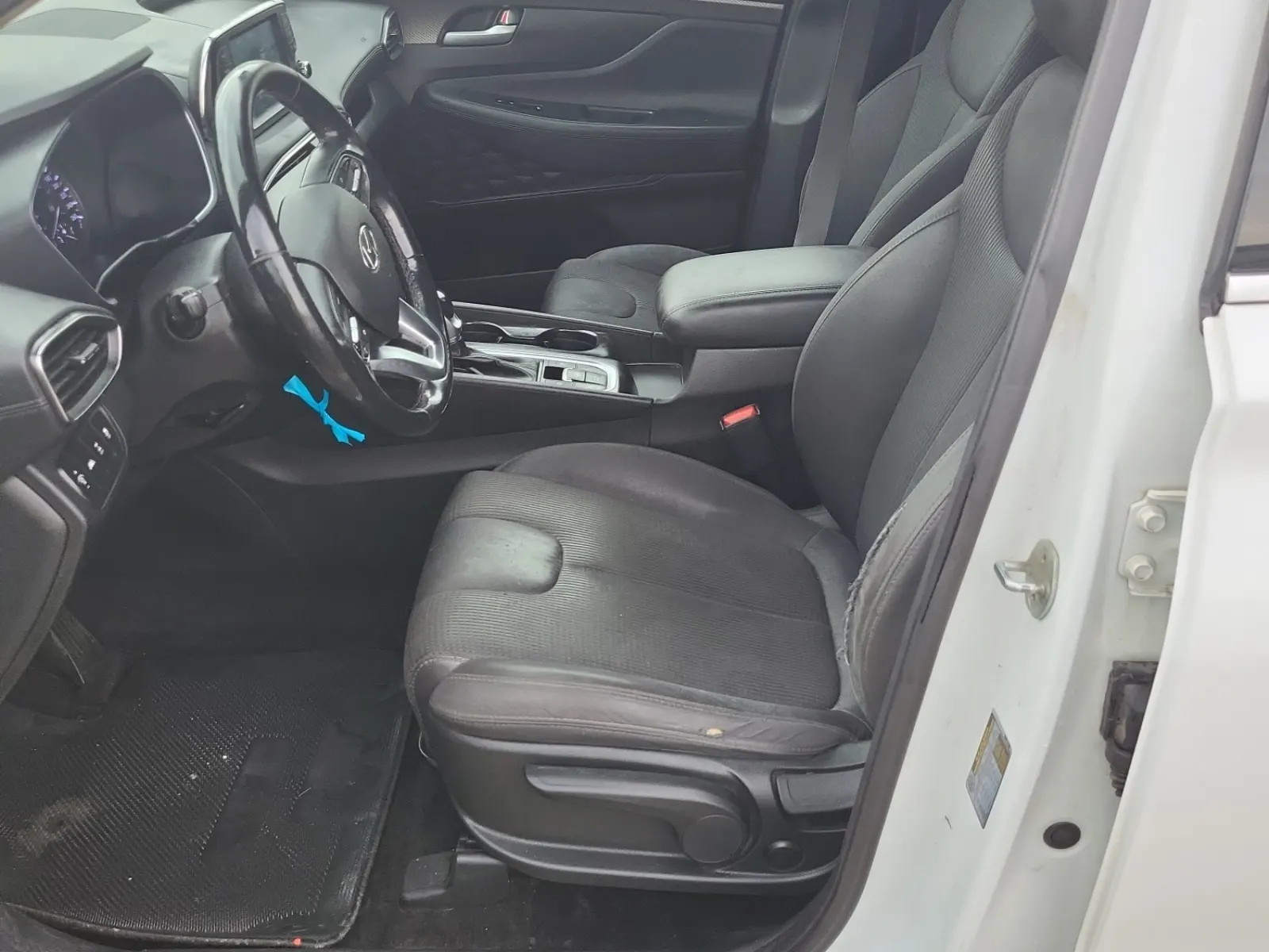 Front Interior Photo