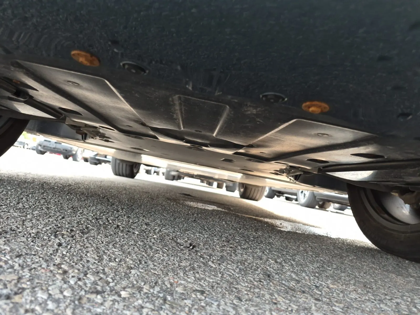 Undercarriage - Front Photo