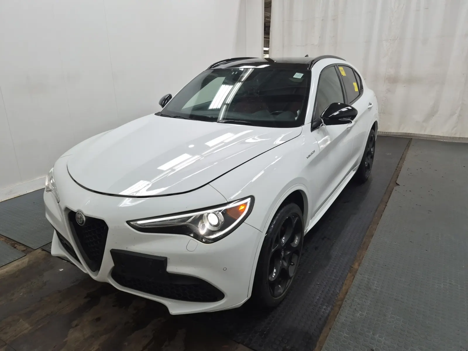 2022 Alfa Romeo Stelvio