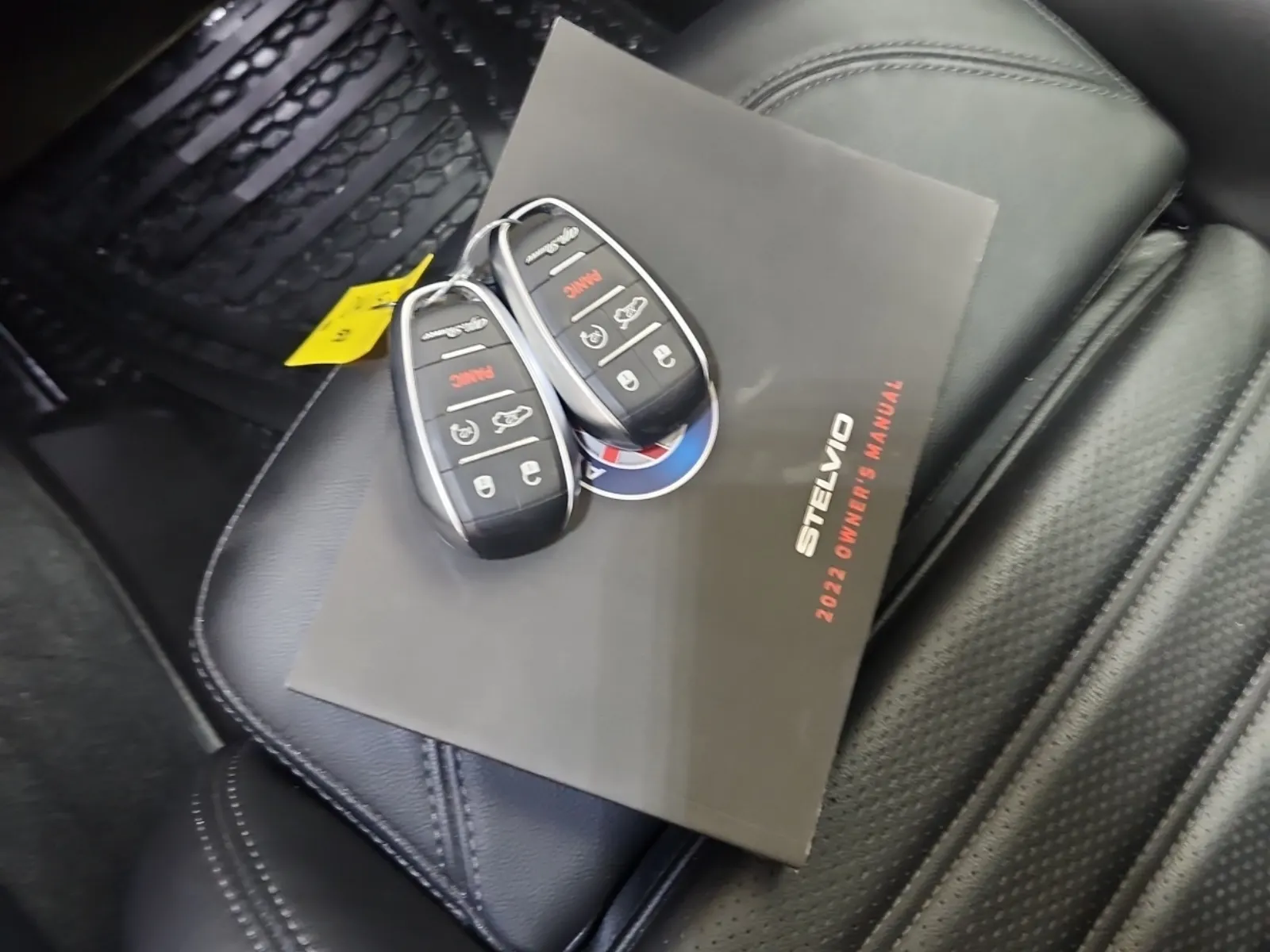 Keys/Fobs/Manual Photo