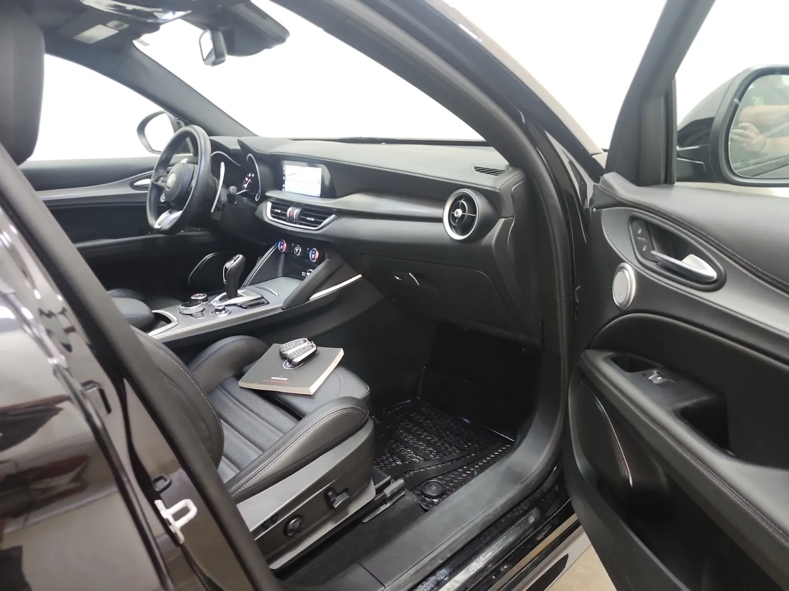 Right Side Interior Photo