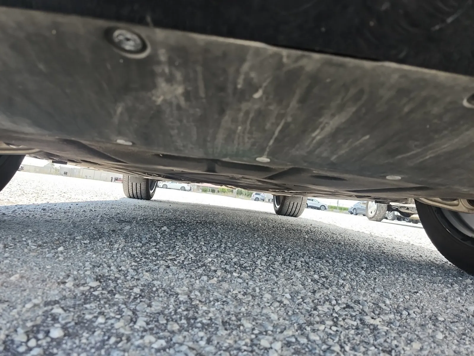 Undercarriage - Front Photo