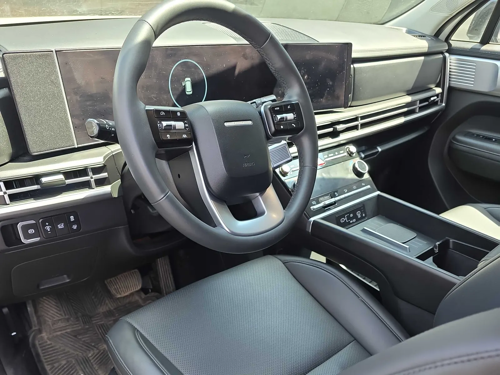 Interior driver side