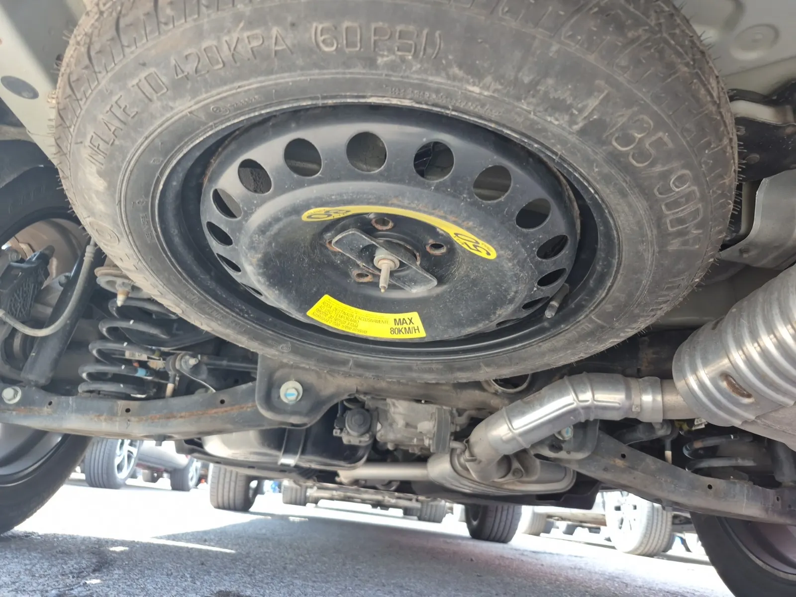 Undercarriage - Rear Photo