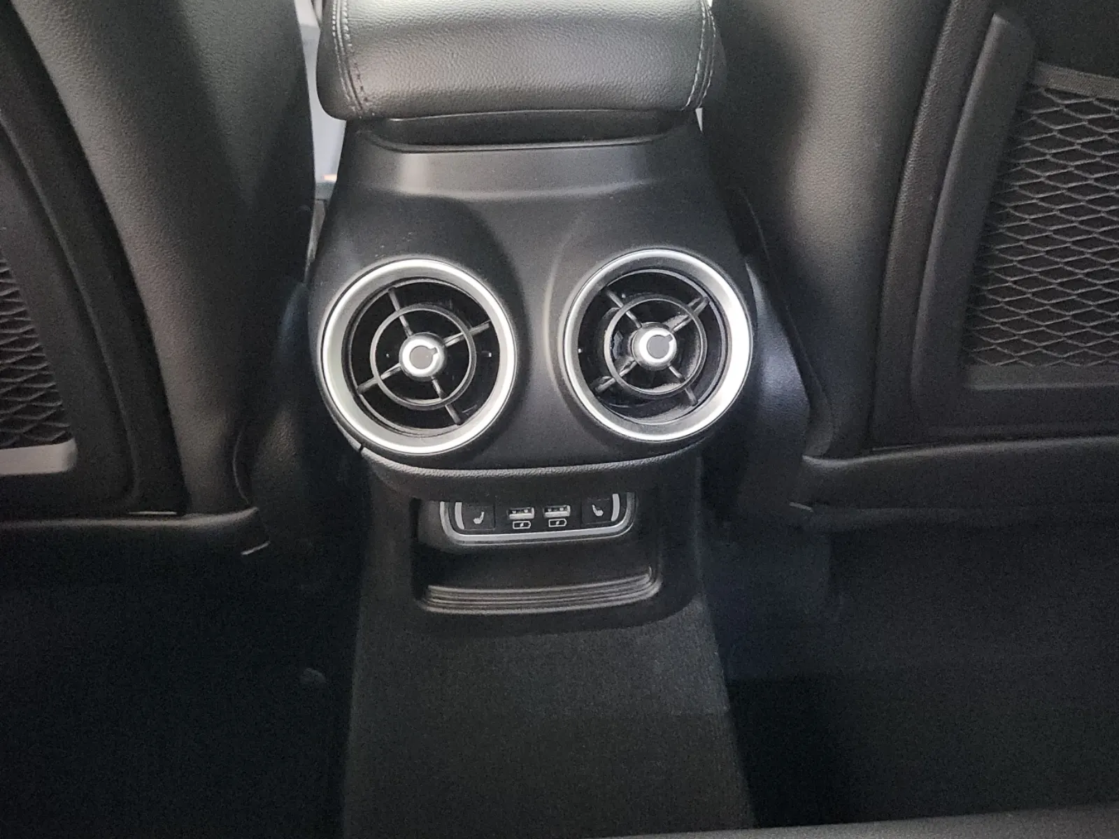 Rear AC Controls