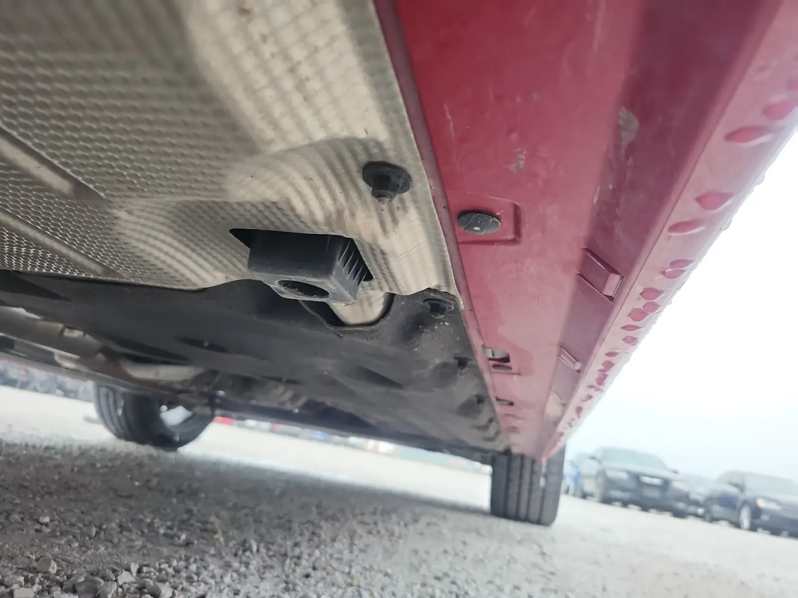 Undercarriage - Passenger Photo
