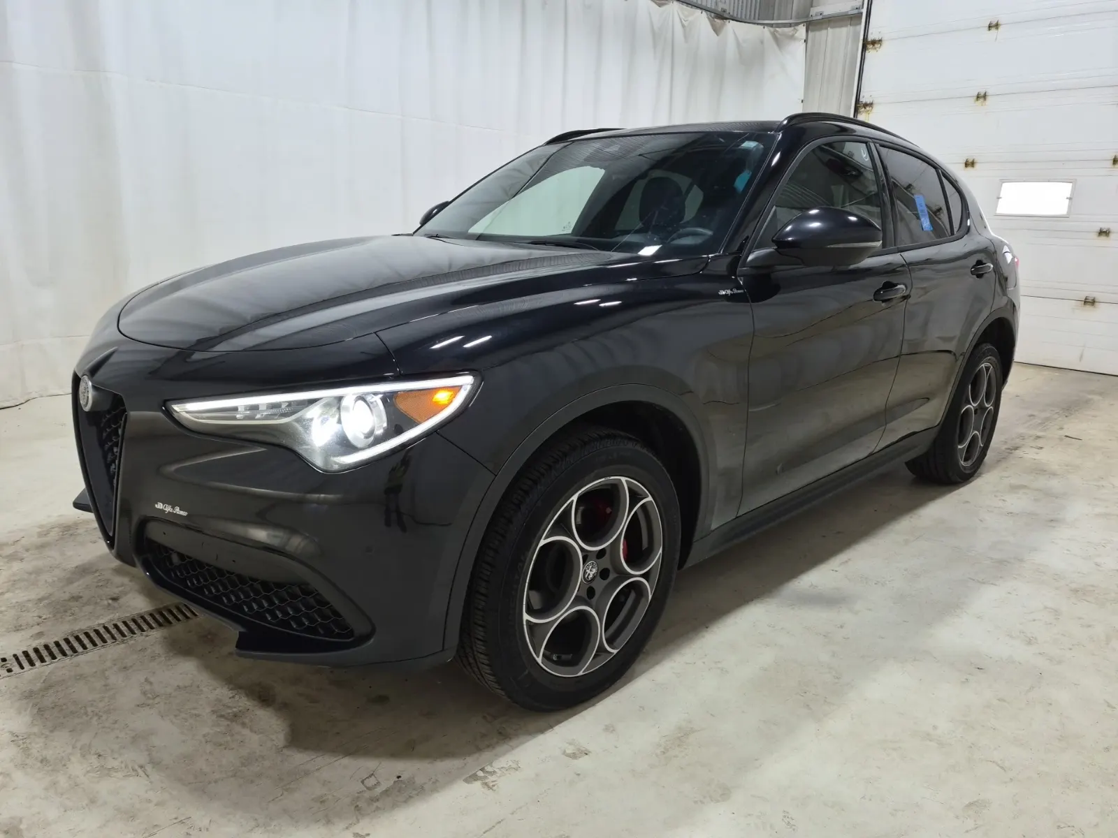 2022 Alfa Romeo Stelvio