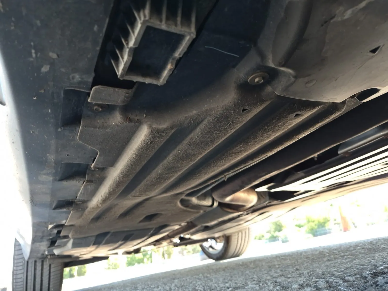 Undercarriage - Passenger Photo