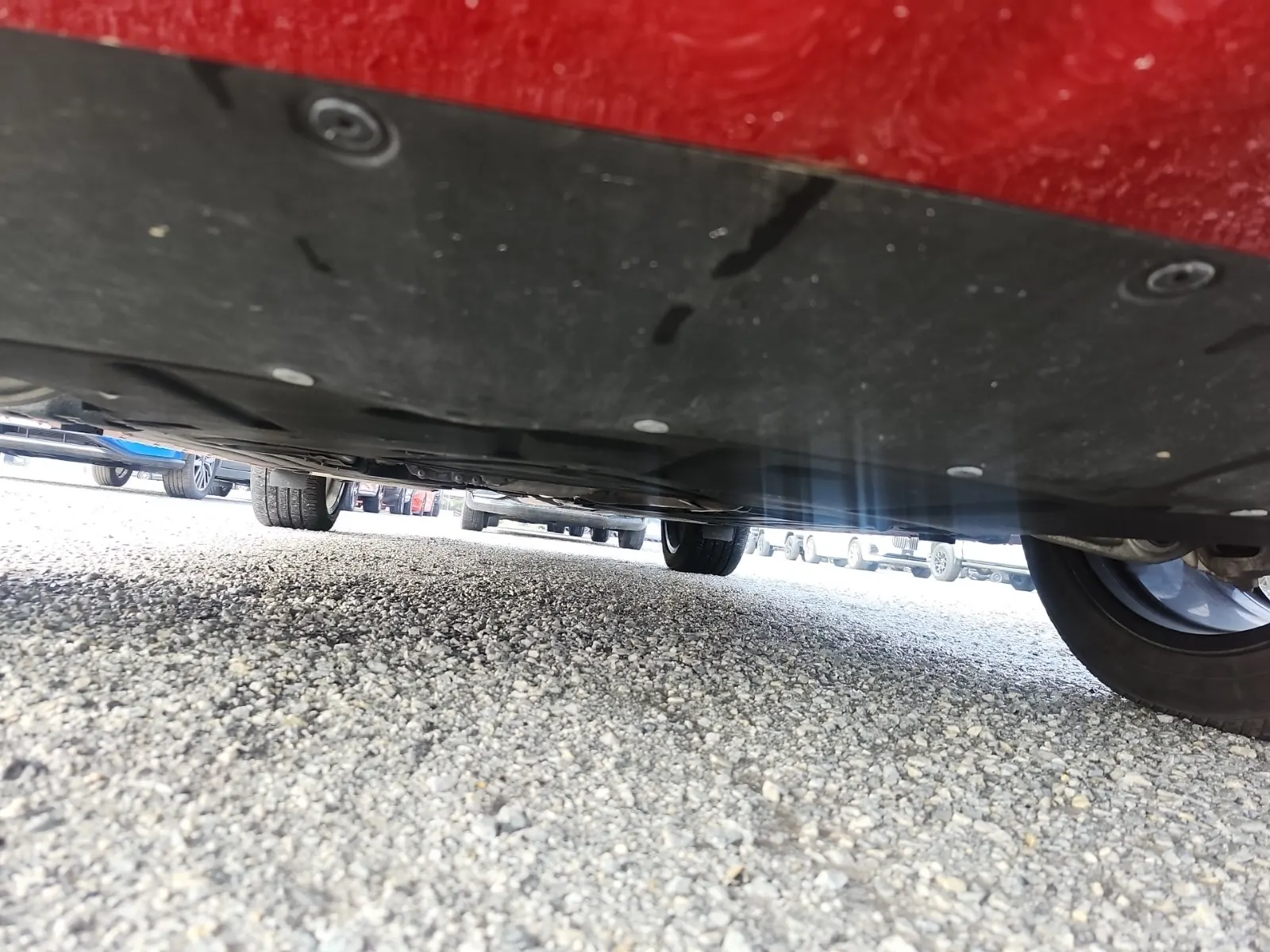 Undercarriage - Front Photo