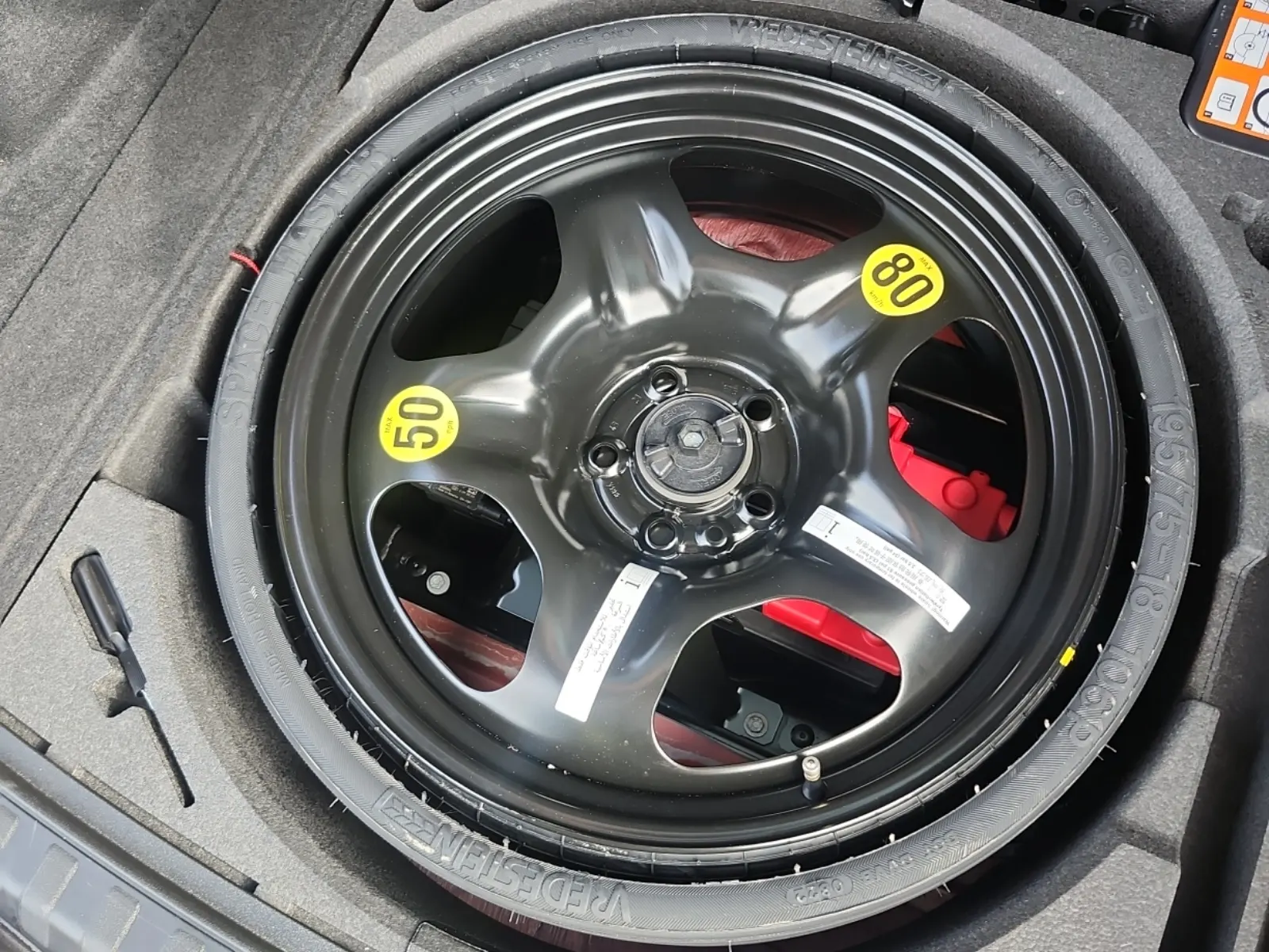 Spare Tire & Wheel Photo