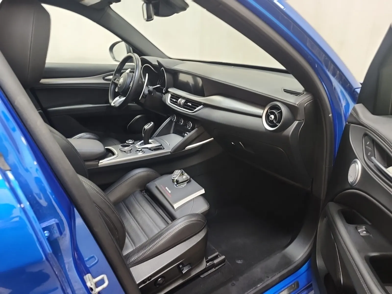 Right Side Interior Photo