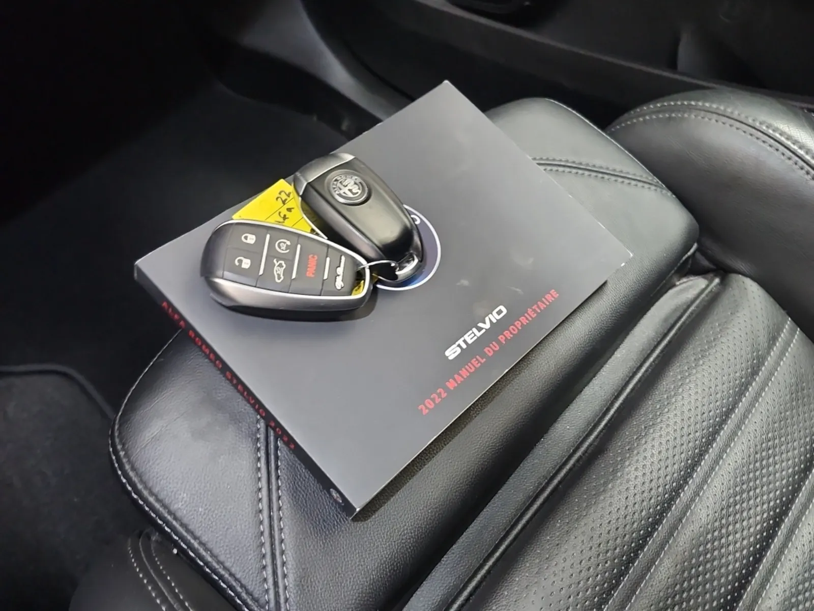 Keys/Fobs/Manual Photo