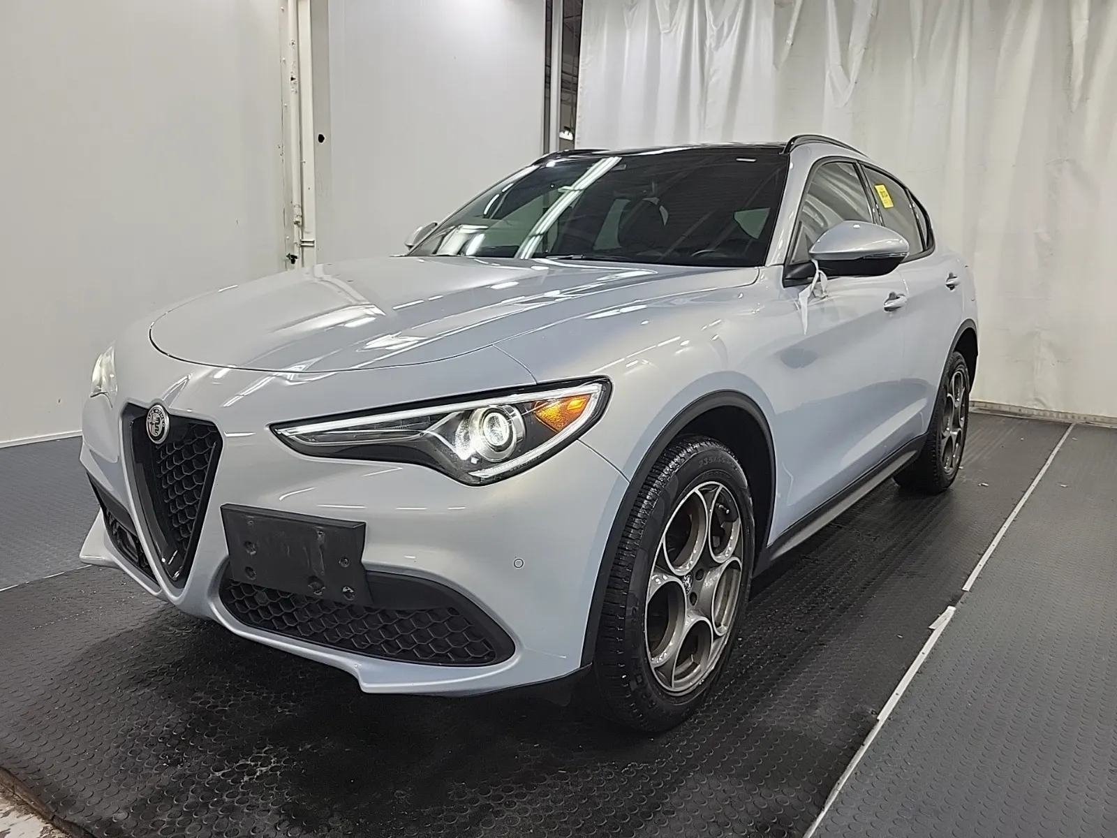2022 Alfa Romeo Stelvio