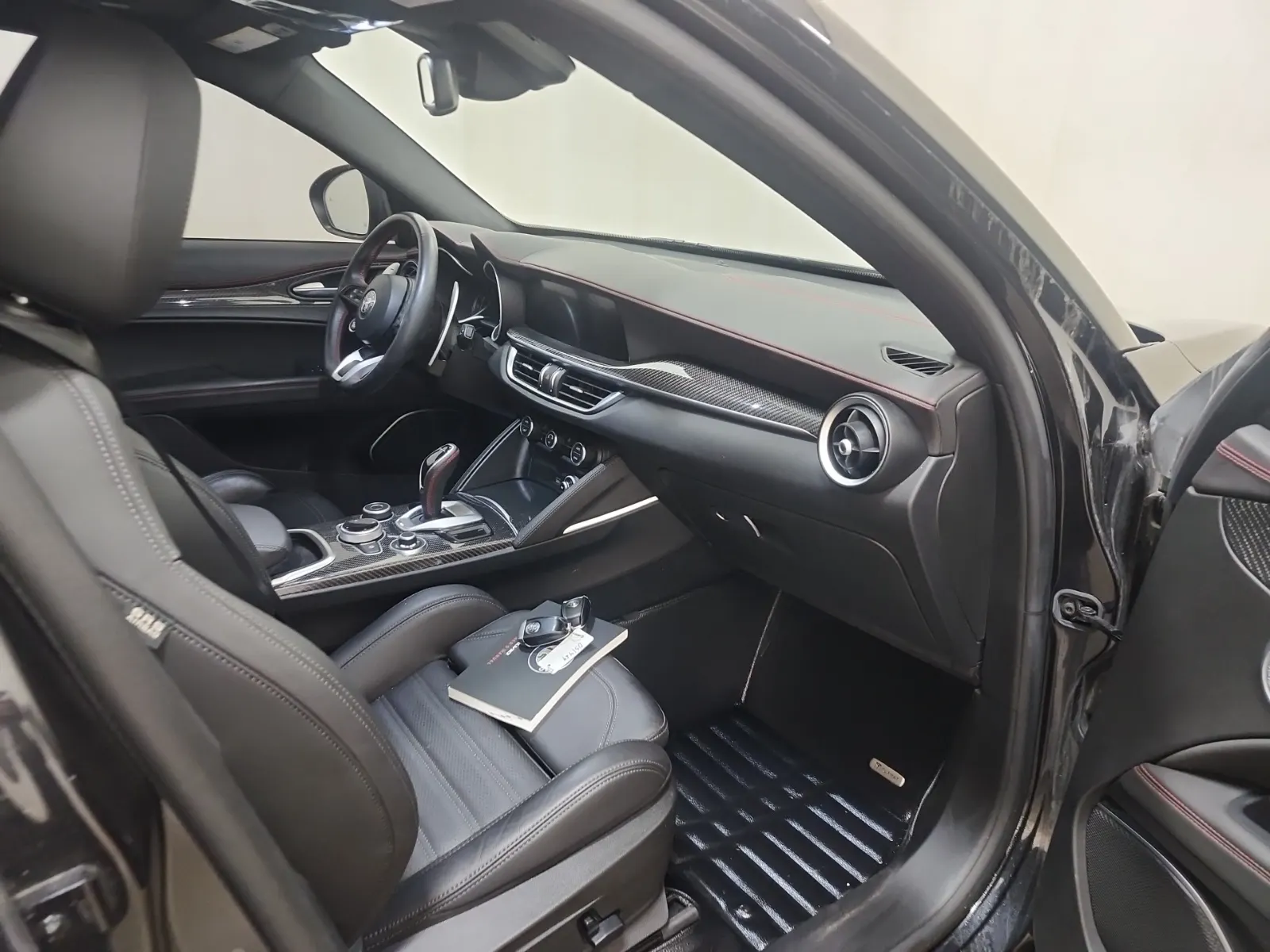 Right Side Interior Photo