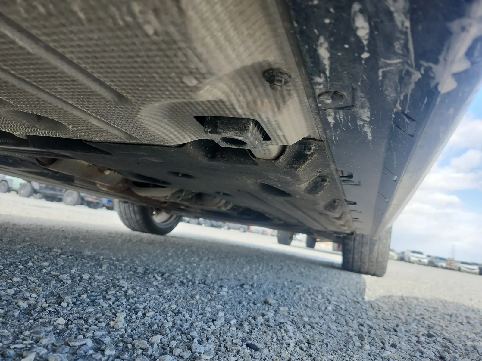 Undercarriage - Passenger Photo