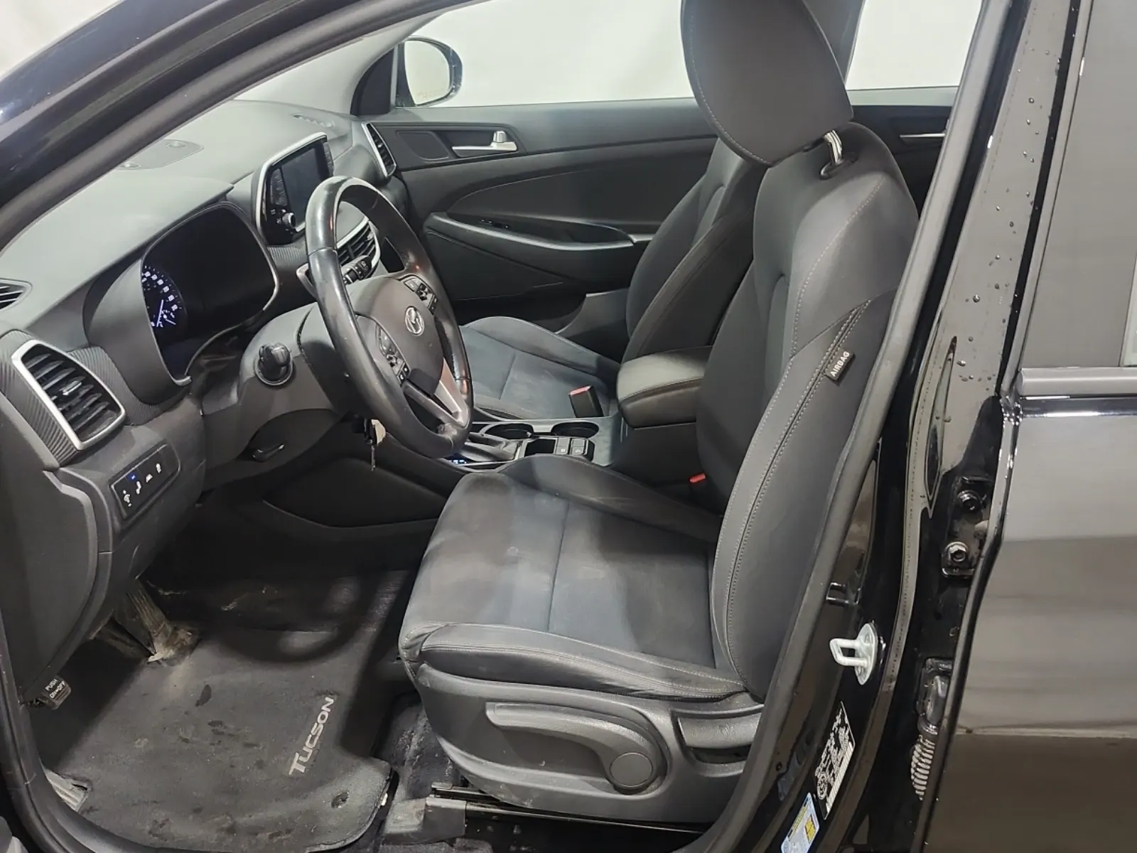 Front Interior Photo
