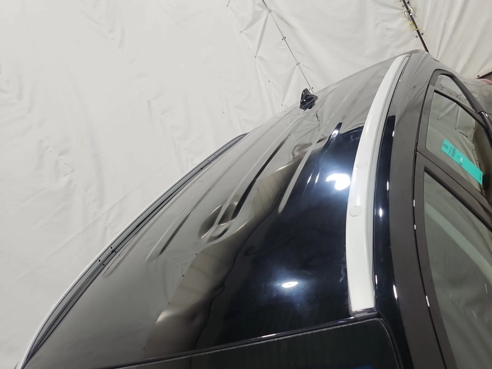 Exterior Roof Photo